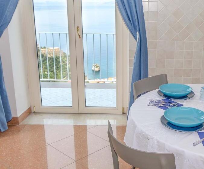 Четырехместный Номер Deluxe, Casa Mareluna