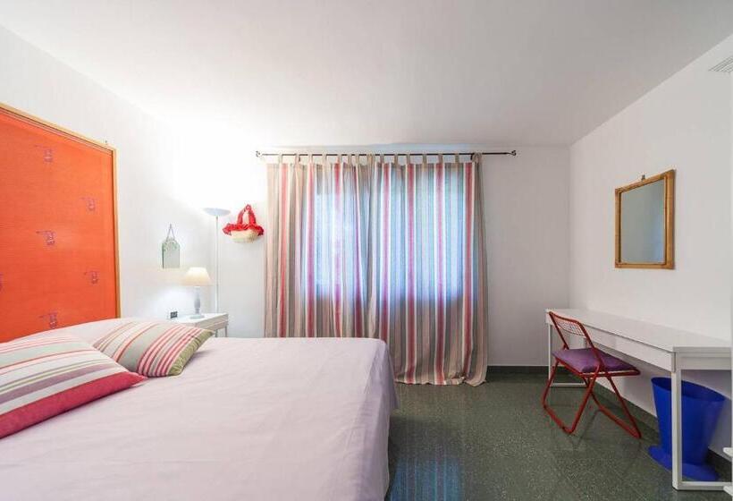 オーシャンビュースーペリアールーム, Amoredimare B&b In Villa