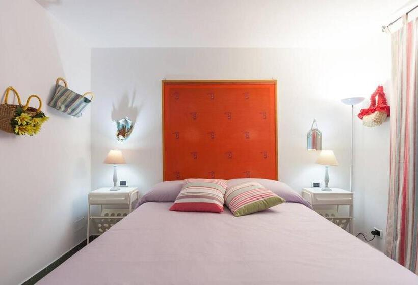 オーシャンビュースーペリアールーム, Amoredimare B&b In Villa