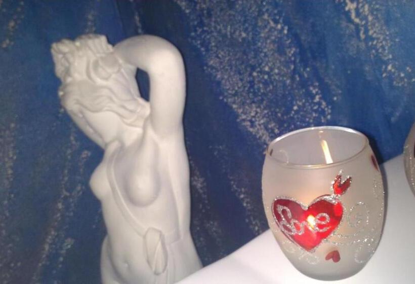 جناح مزود بجاكوزى, Luxury B&b Coccolhouse