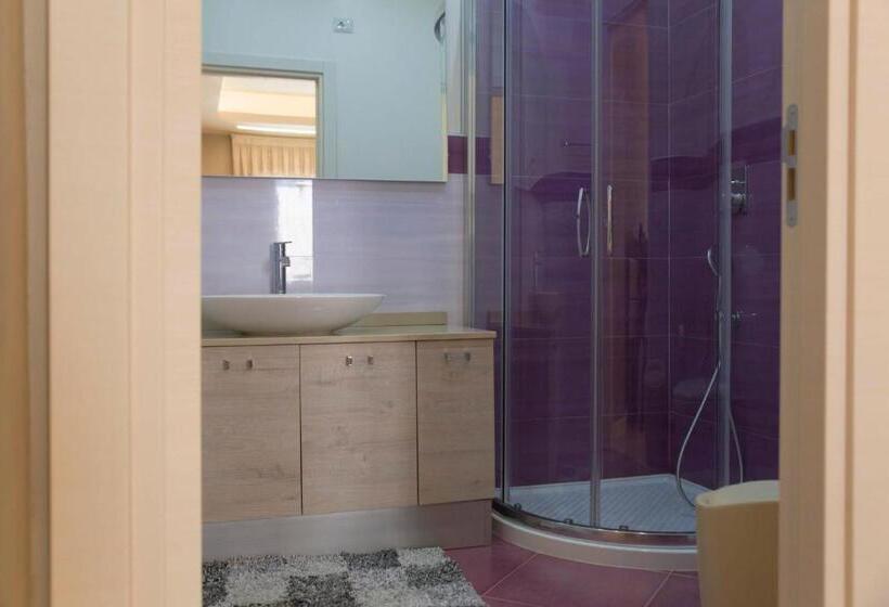 جناح سرير كينج, Luxury B&b Coccolhouse