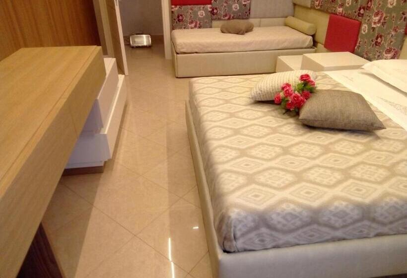 جناح مزود بجاكوزى, Luxury B&b Coccolhouse