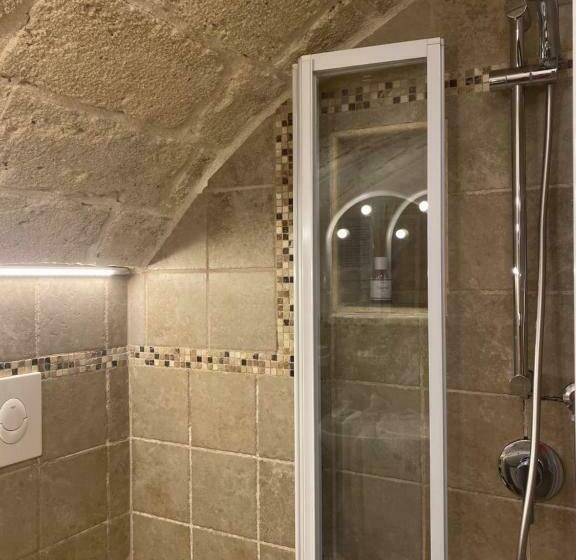 דירת חדר, Casa Felice
