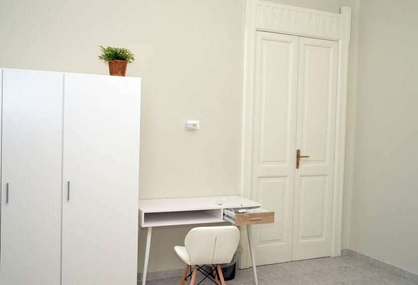 Camera Superiore, D & C