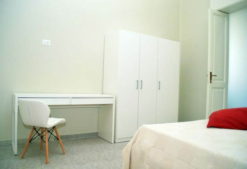 Camera Superiore, D & C