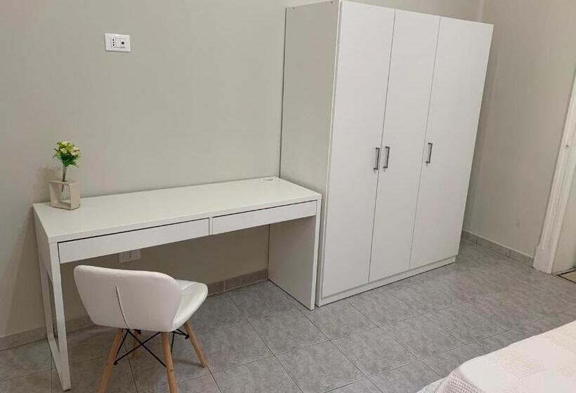 Camera Superiore, D & C