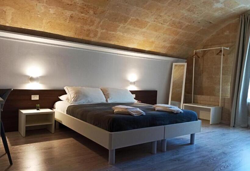 标准间, In & Out Matera