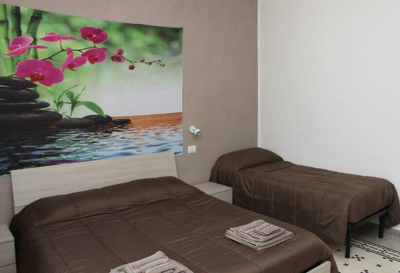 اتاق خانوادگی, La Fleur