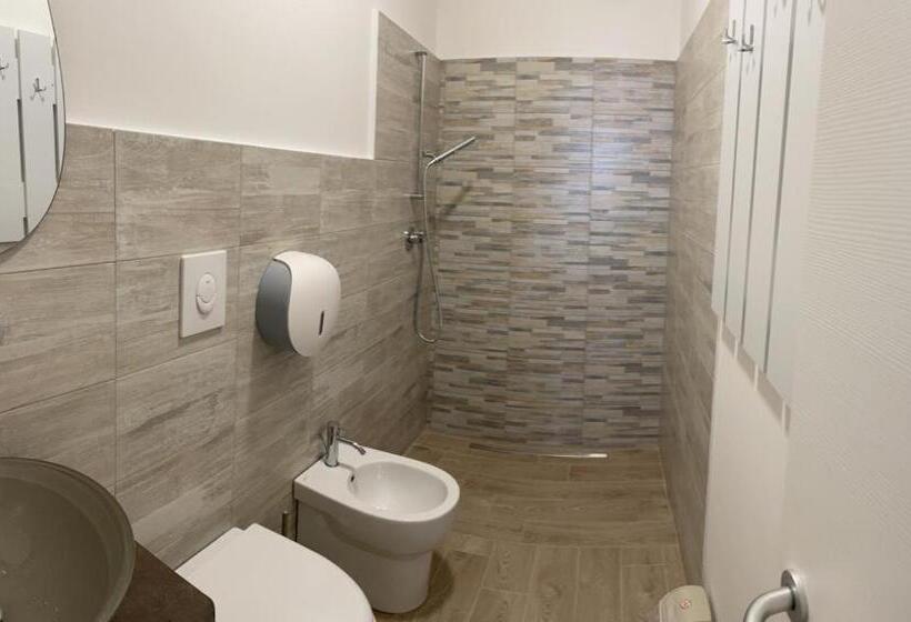 اتاق استاندارد, La Fleur