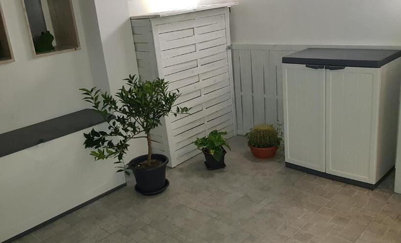 اتاق استاندارد, La Fleur