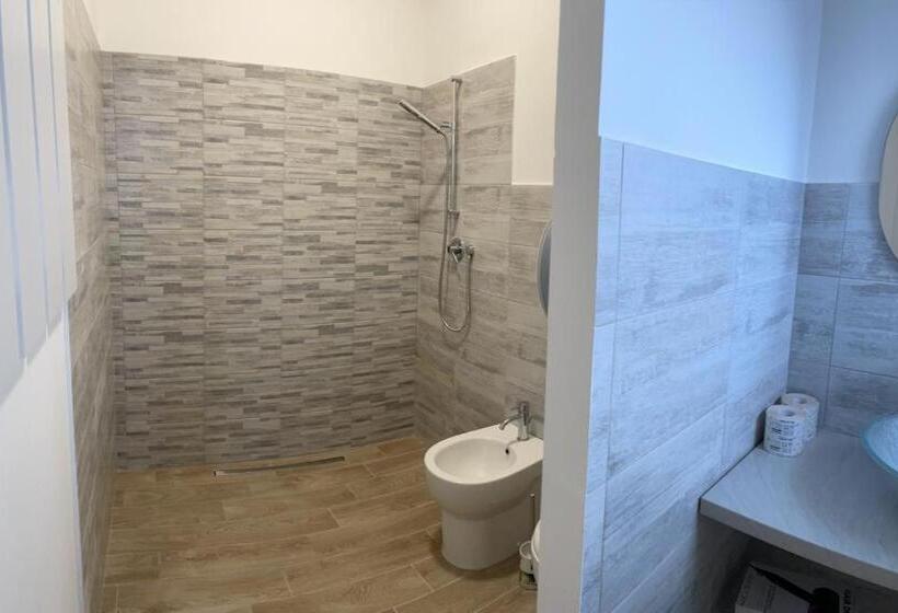 اتاق استاندارد, La Fleur