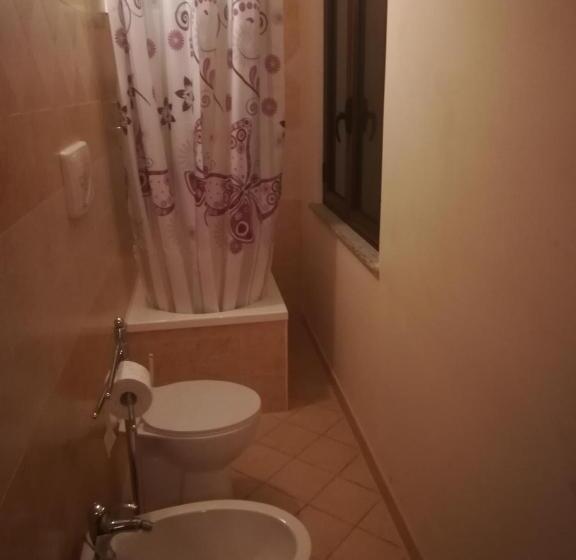 スタンダードルーム, Palazzo Stillitano Classificazione 3 Sorrisi