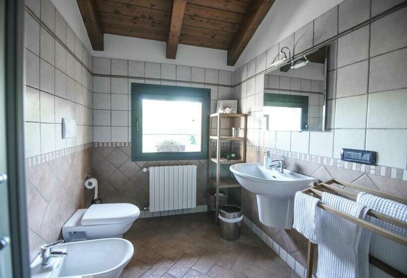 חדר סטנדרט נוף לגינה, Quattrocolli B&b