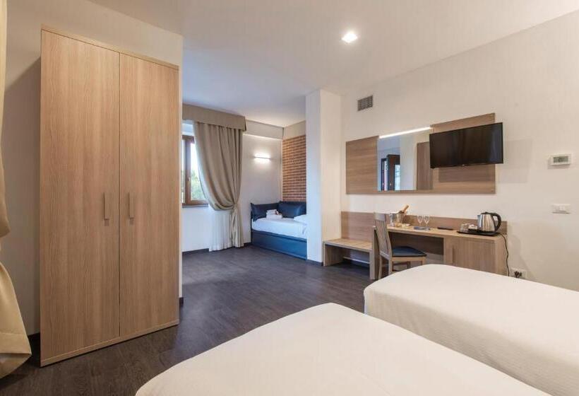 Номер Стандарт Трехместный, Domus Porto Di Traiano Resort