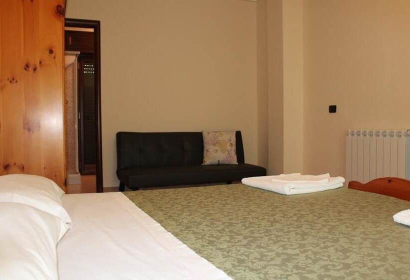 标准间, La Collina