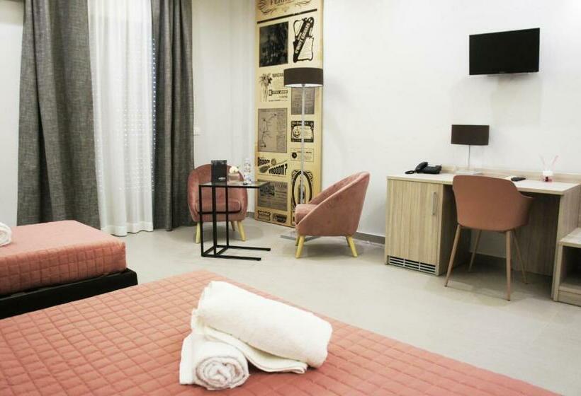 סוויטת ג'וניור עם מרפסת, Albergo D Onofrio