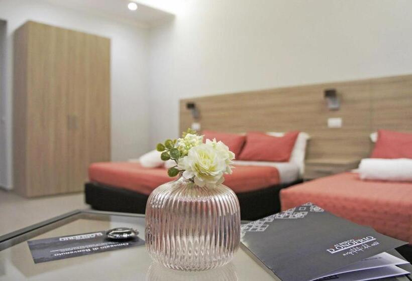 סוויטת ג'וניור עם מרפסת, Albergo D Onofrio