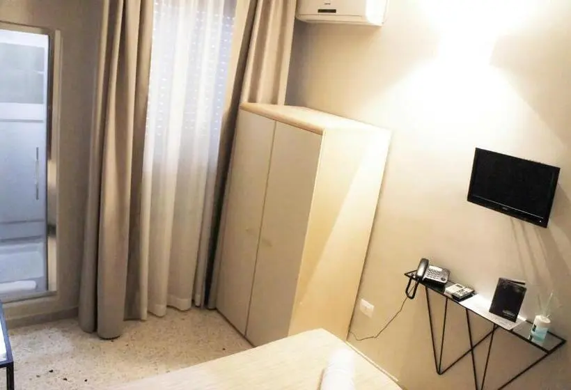Economy Yhden Hengen Huone, Albergo D Onofrio