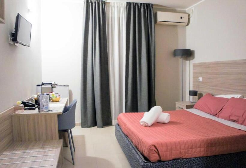 סוויטת ג'וניור עם מרפסת, Albergo D Onofrio