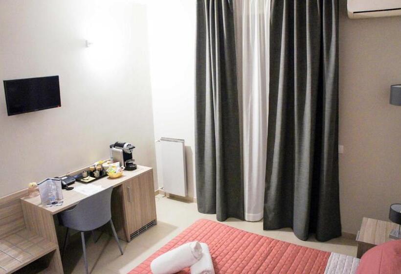 סוויטת ג'וניור עם מרפסת, Albergo D Onofrio