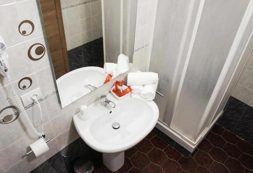 סוויטת ג'וניור, Albergo D Onofrio