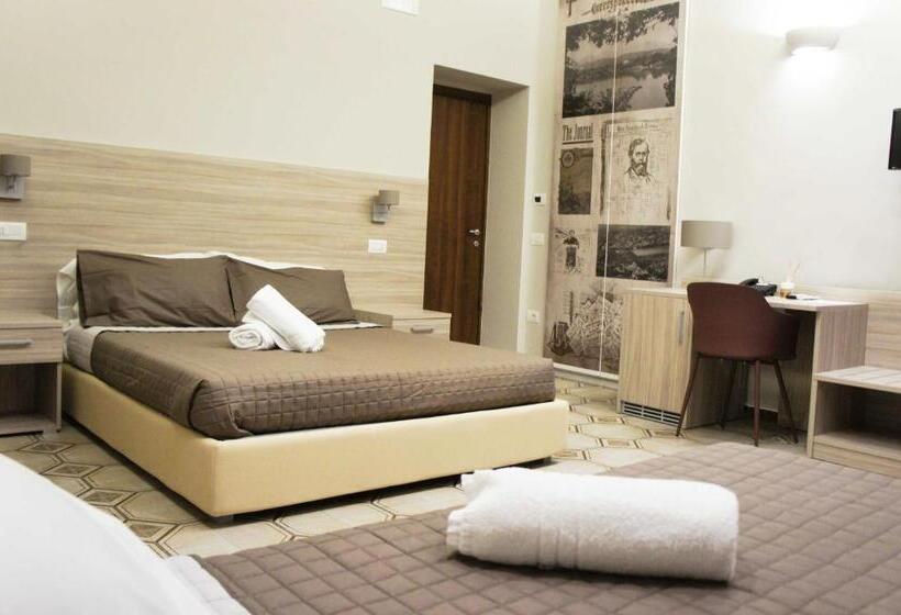 סוויטת ג'וניור עם מרפסת, Albergo D Onofrio