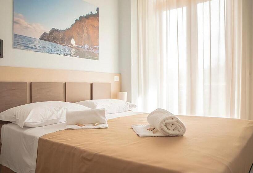 Номер Стандарт Трехместный, Statera Hotel Village