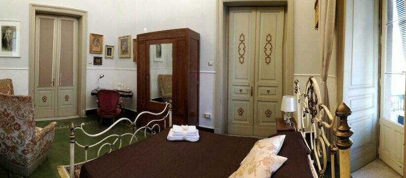 غرفة ديلوكس مزودة بشرفة, La Casa Di Marcello