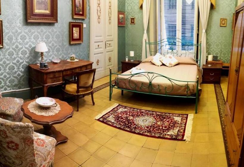 غرفة ديلوكس مزودة بشرفة, La Casa Di Marcello
