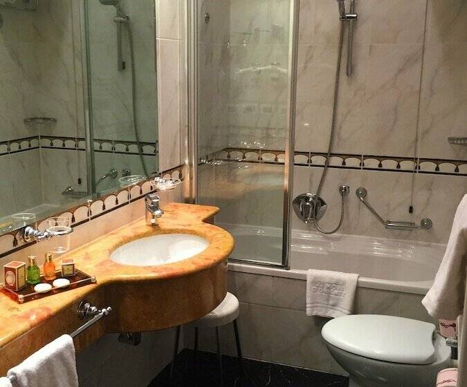 اتاق سوپریور, Ai Mori D'Oriente