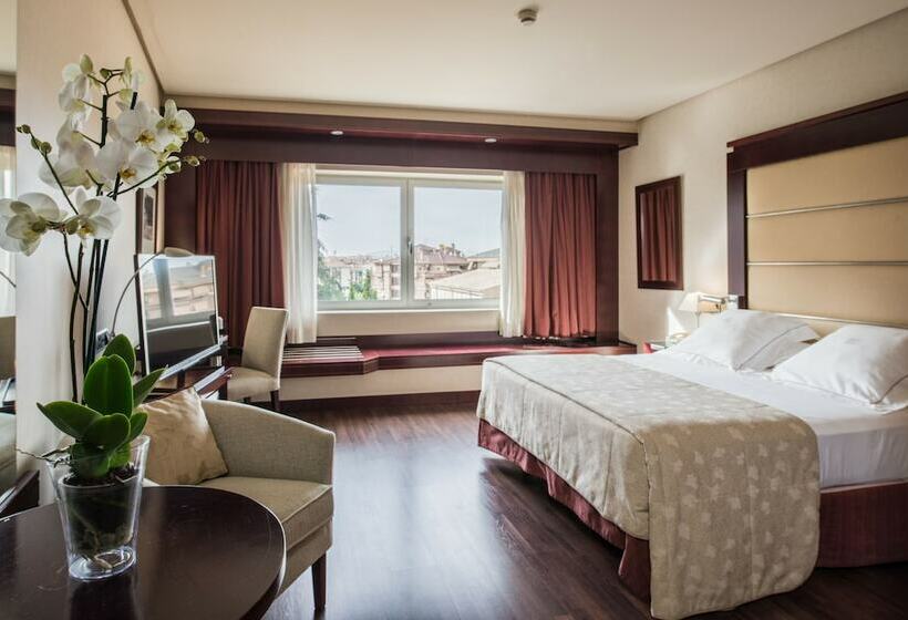 Chambre Standard, Andalucia Center