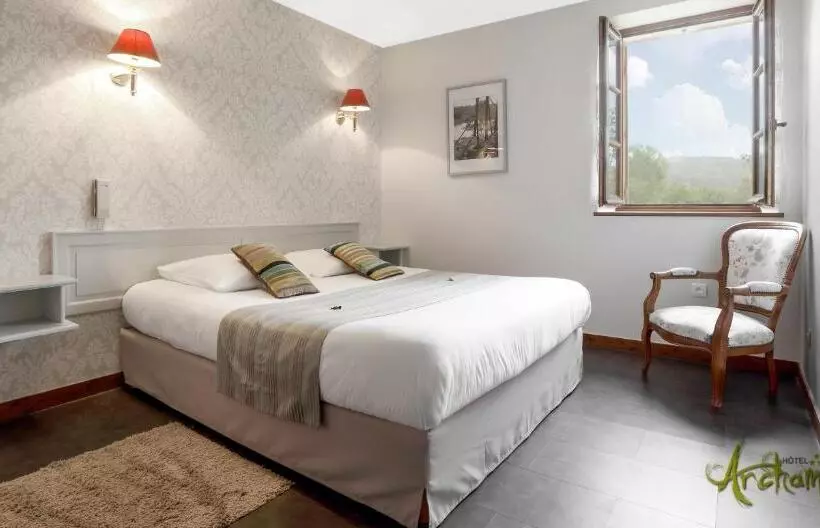 スタンダードルーム, Logis Hotel Archambeau