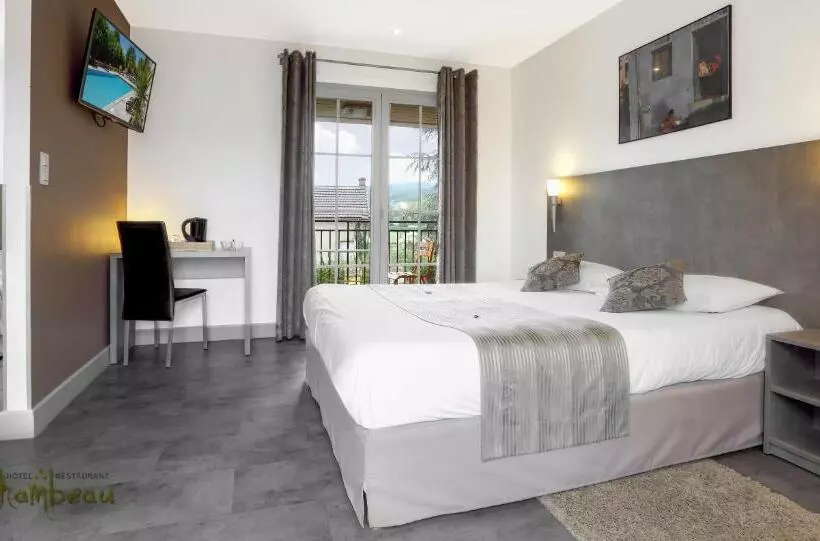 スーペリアトリプルルーム, Logis Hotel Archambeau