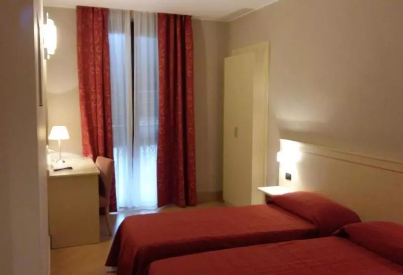 اتاق استاندارد, Cavour