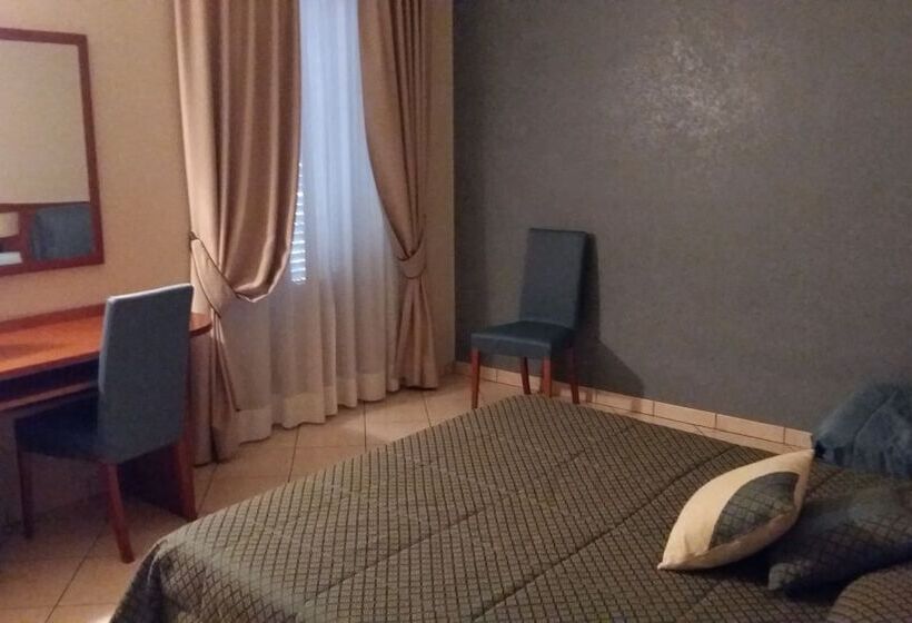 اتاق استاندارد, Cavour