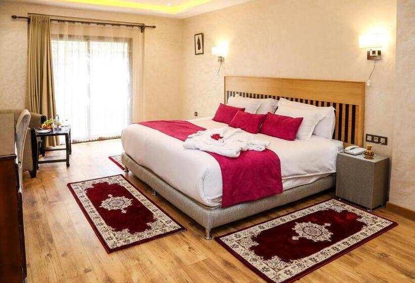 سوئیت با تخت بزرگ, Erfoud Palace