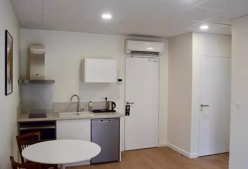バルコニー付き１ベッドルームアパートメント, Et Appartements Les Platanes