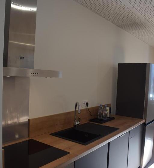 침실 2개 아파트, Et Appartements Les Platanes