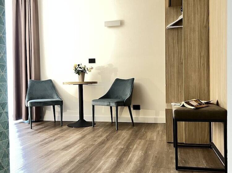 标准间带双人床, Gardenia