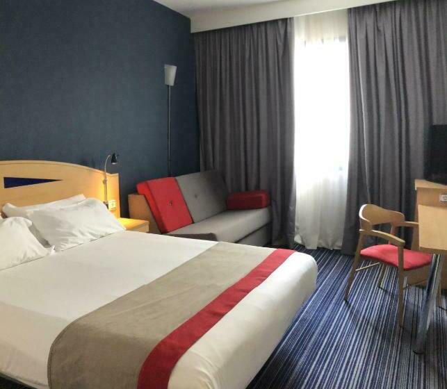 Семейный Номер, Holiday Inn Express San Sebastian De Los Reyes, An Ihg