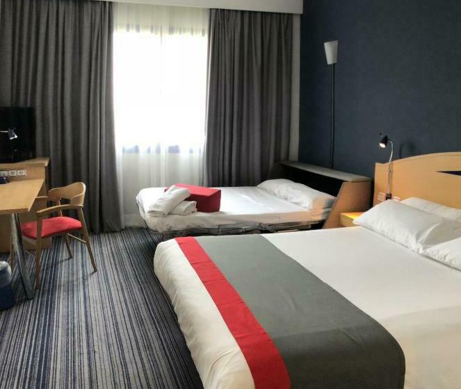 Семейный Номер, Holiday Inn Express San Sebastian De Los Reyes, An Ihg