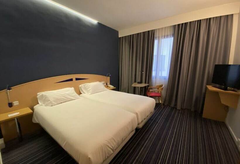 اتاق استاندارد برای معلولان, Holiday Inn Express San Sebastian De Los Reyes, An Ihg