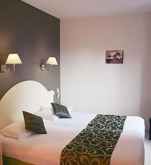 ファミリーステューディオ, Hôtel Restaurant Plaisance Piscine Couverte Et Chauffée  Proche Sarlat