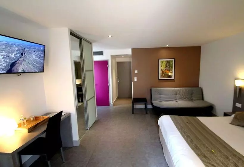 スーペリアトリプルルーム, Logis Hotel Archambeau