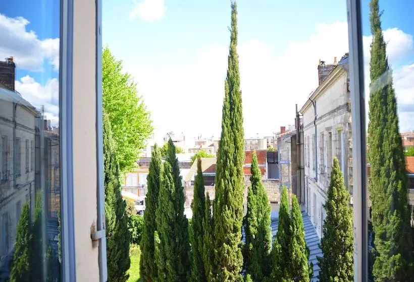 اتاق لوکس, La Maison Bordeaux