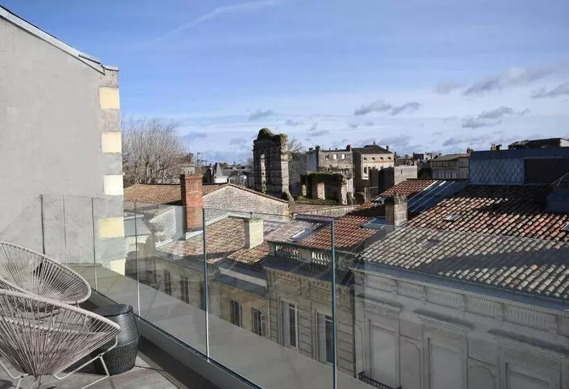 اتاق لوکس با تراس, La Maison Bordeaux