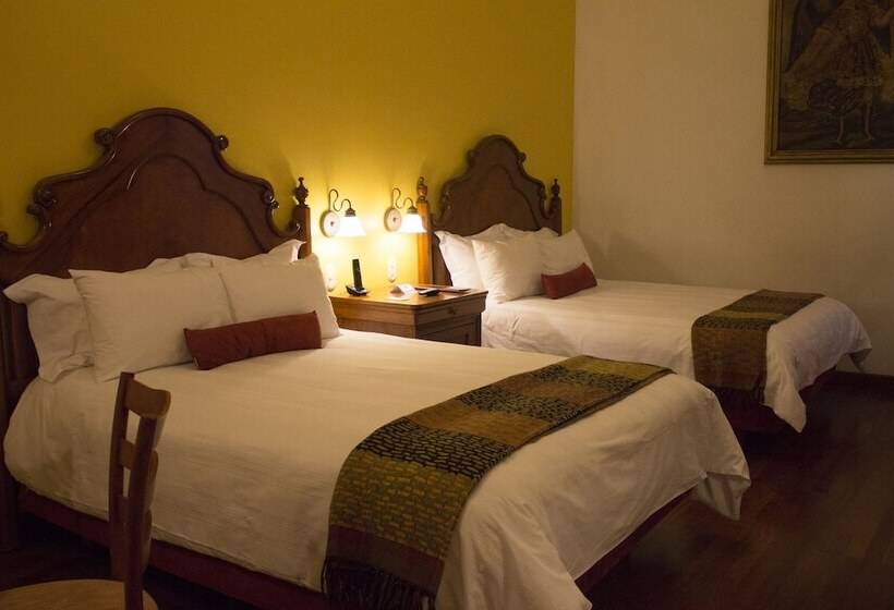 スーペリアールーム, Los Juaninos