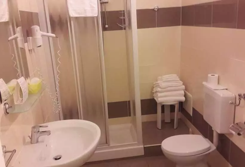 Standard-huone, Principe