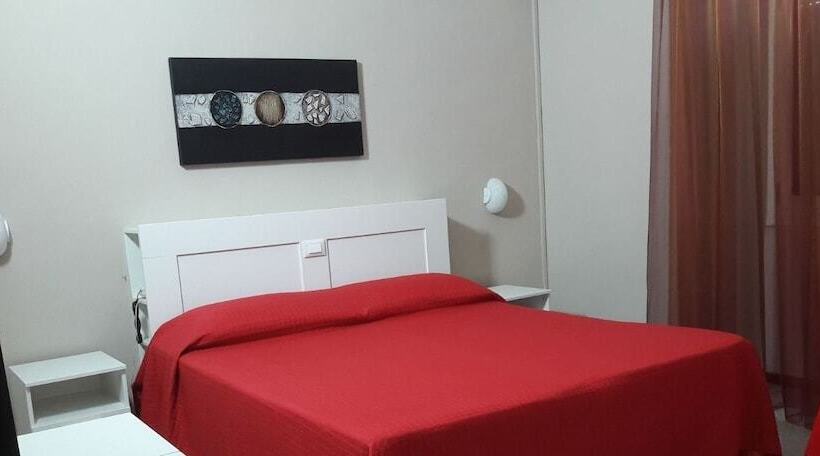 スタンダードトリプルルーム, Principe