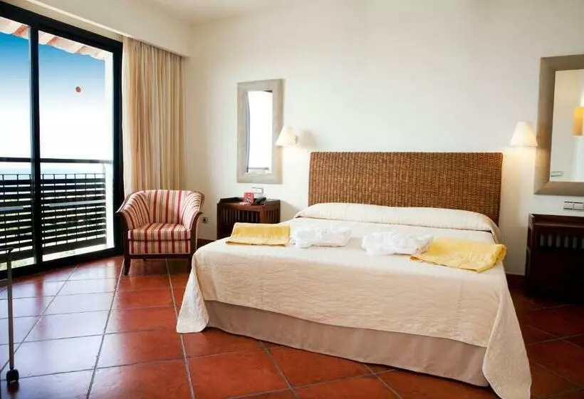 اتاق استاندارد با چشم‌انداز دریا, Puerto Antilla Grand Hotel